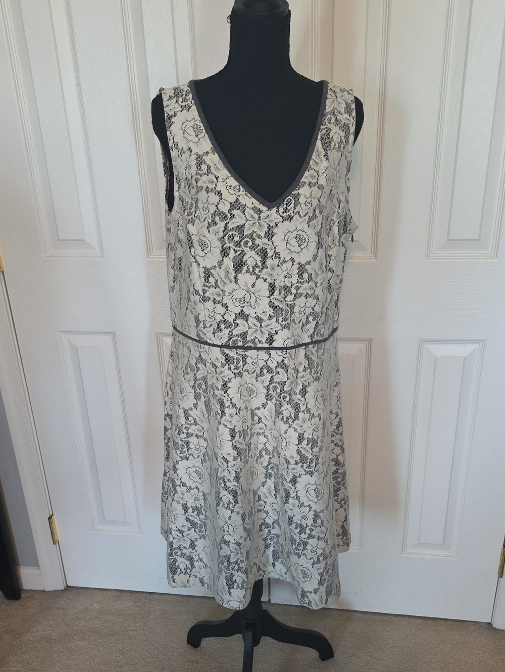 Ann Taylor Ivory Lace Overlay Midi Dress with Black Floral Accents